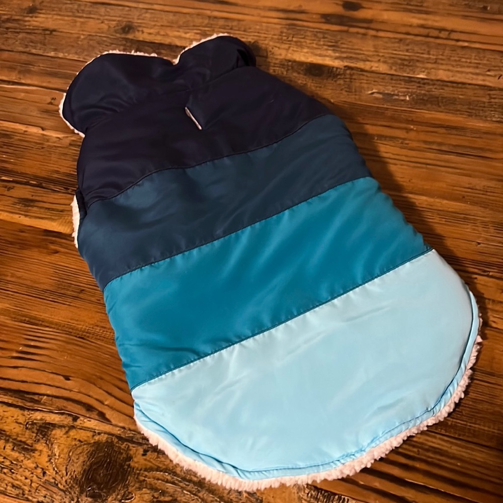 New Puppy Sherpa Jacket - Size Large